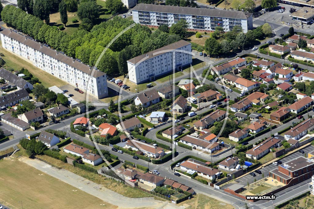 Photo arienne de Beauvais (Agel)