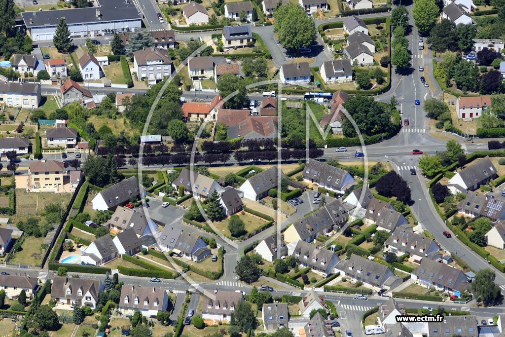 Photo arienne de Beauvais (Manoury)