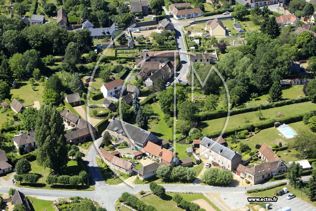 Photo arienne de Berneuil-en-Bray