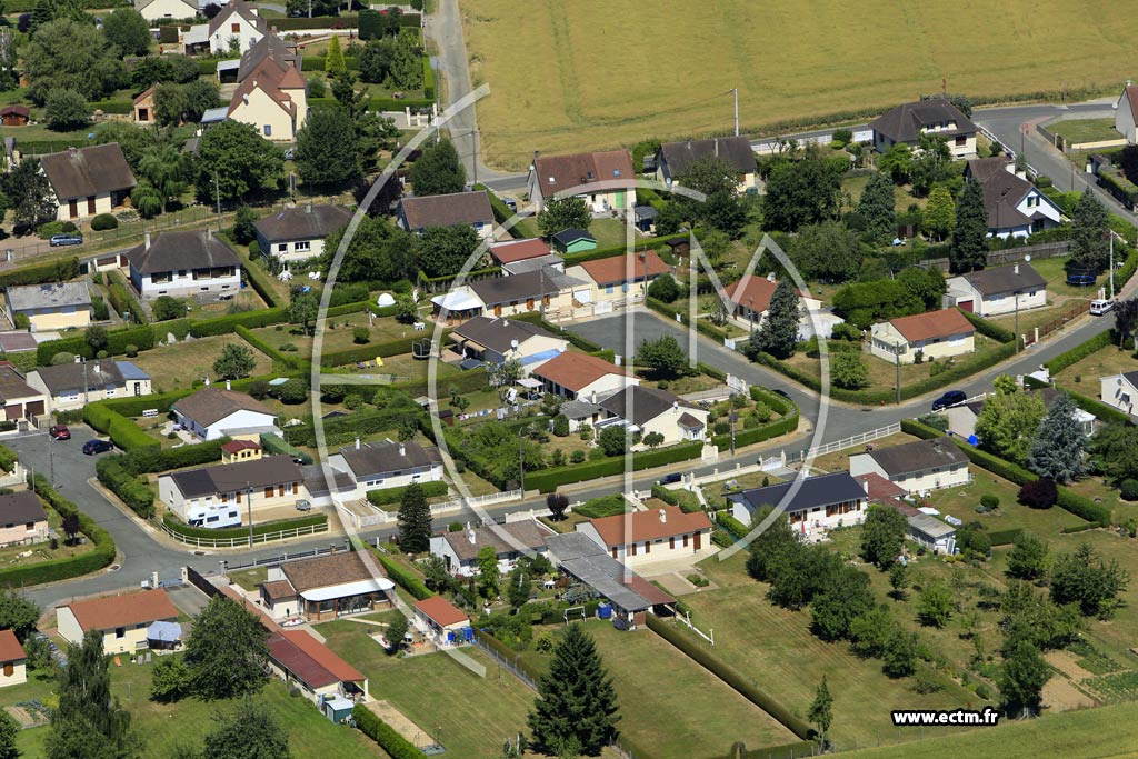 Photo arienne de Saint-Martin-le-Nud (le Grand Courtil)