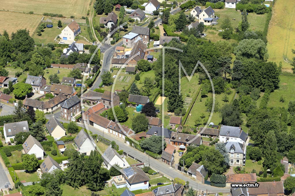 Photo arienne de Saint-Sulpice (la Valle)