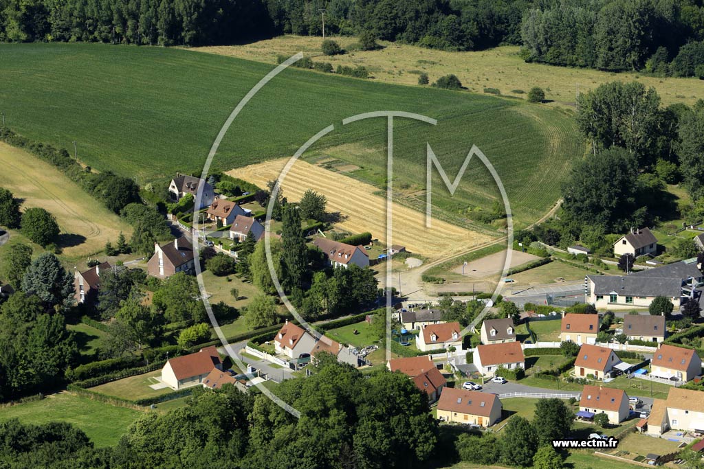 Photo arienne de Villers-Saint-Spulcre (Coix des Malades)