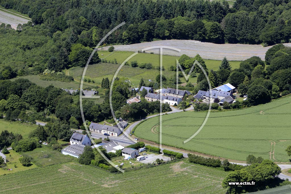 Photo arienne de Le Sourn (Kerlu)