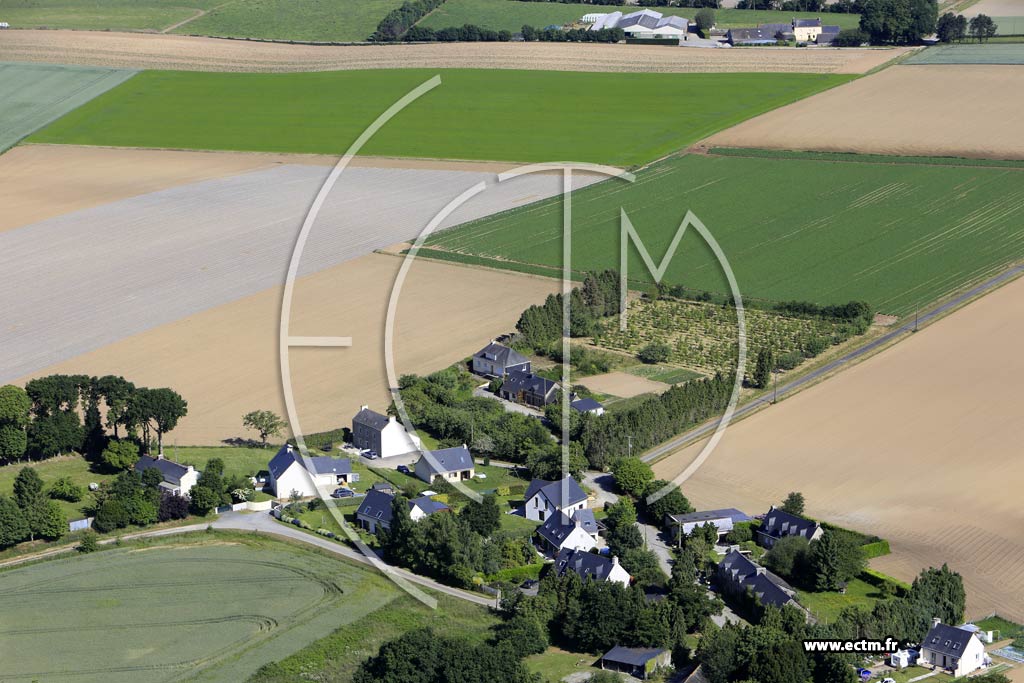 Photo arienne de Noyal-Pontivy (Rescourio)
