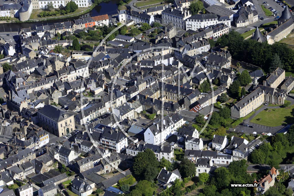 Photo arienne de Pontivy