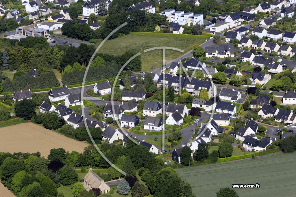 Photo arienne de Pontivy (Chteau Gaillard)