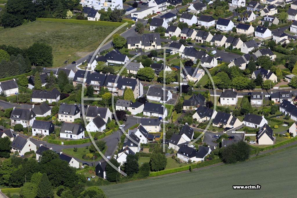 Photo arienne de Pontivy (Chteau Gaillard)