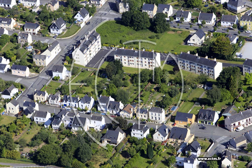 Photo arienne de Pontivy (Cit du Vlodrome)