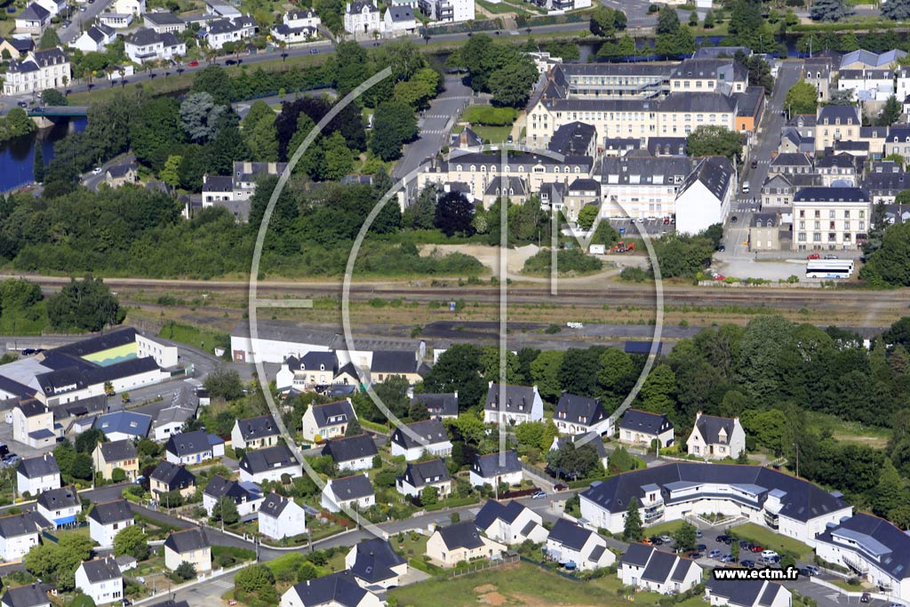 Photo arienne de Pontivy (Kerimaux)
