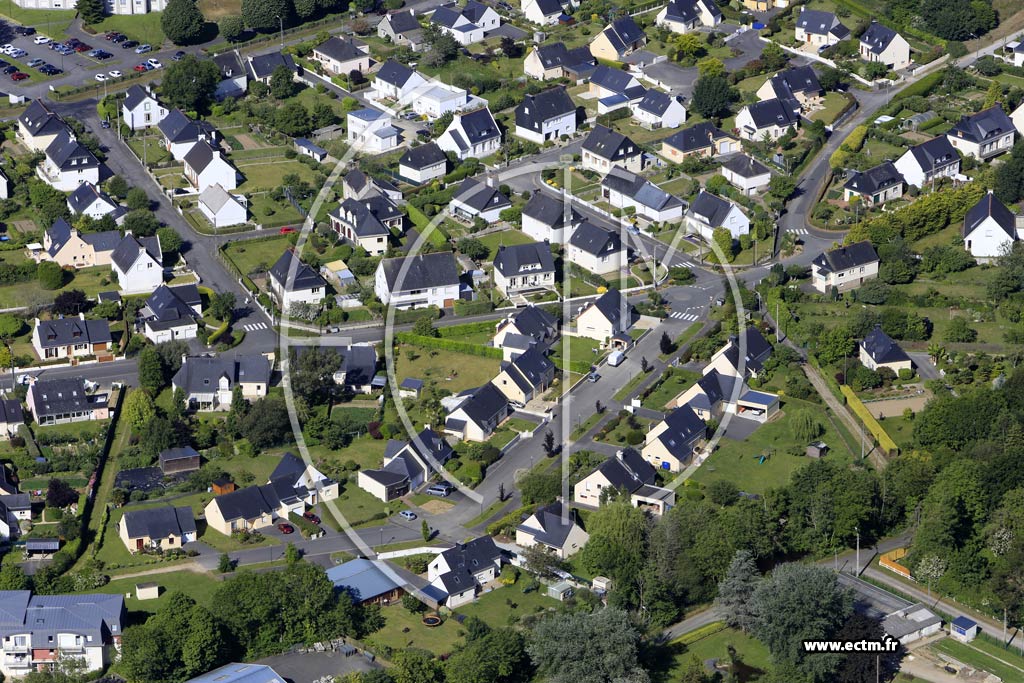 Photo arienne de Pontivy (Kerjalod)