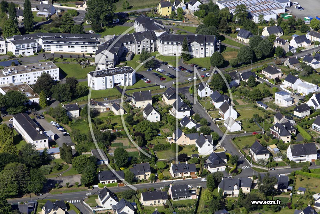 Photo arienne de Pontivy (Kerjalod)