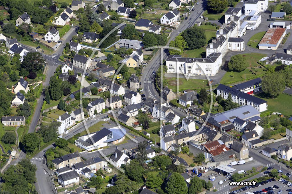Photo arienne de Pontivy (Kerjalod)