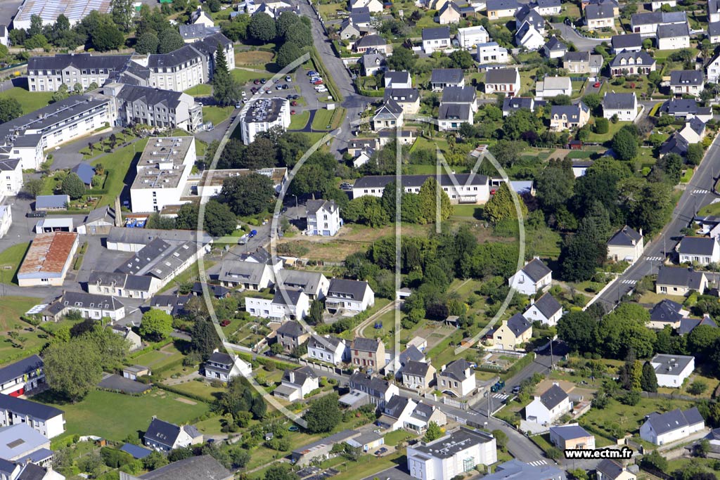 Photo arienne de Pontivy (Kerjalod)