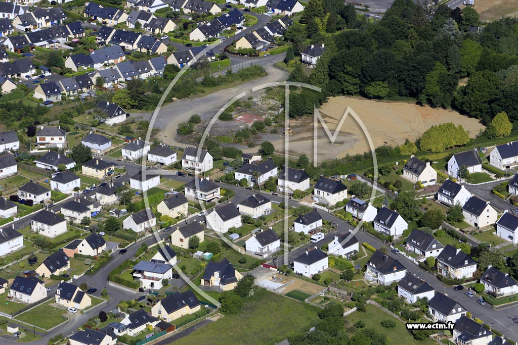 Photo arienne de Pontivy (le Four  Chaux)