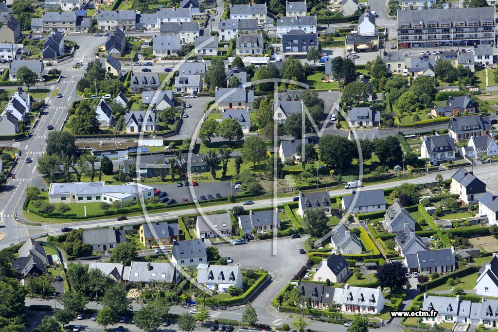 Photo arienne de Carhaix-Plouguer (Kerampuil)