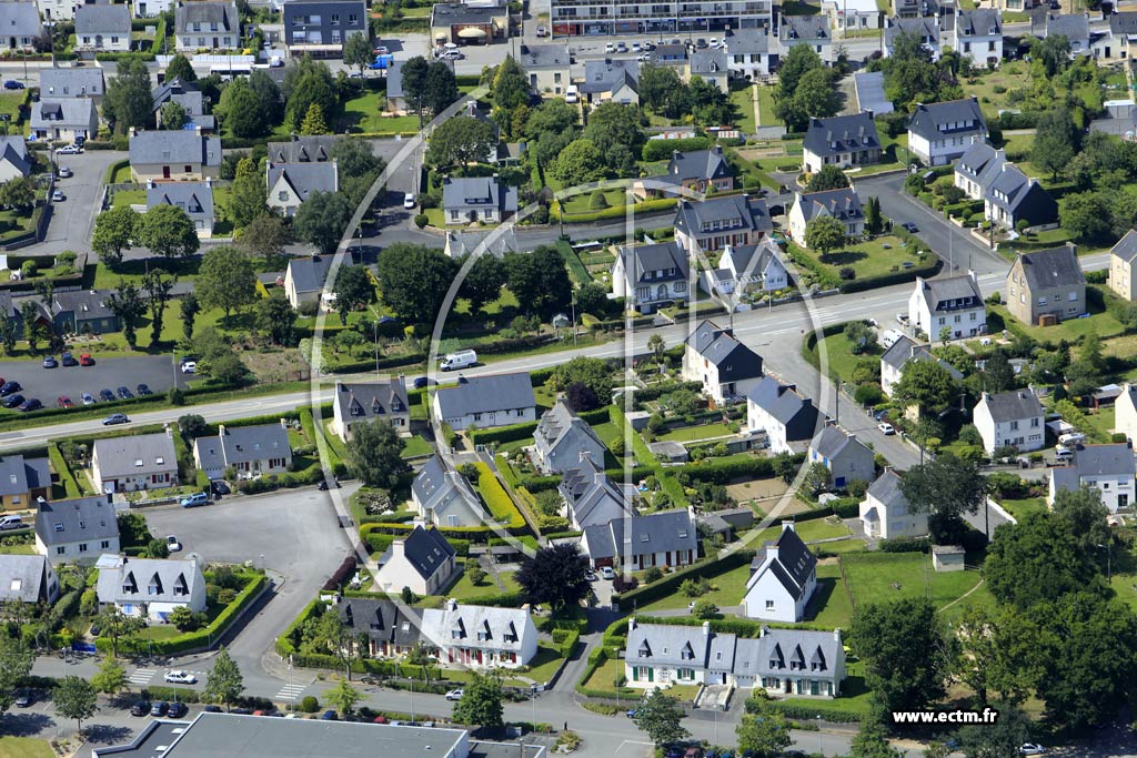 Photo arienne de Carhaix-Plouguer (Kerampuil)