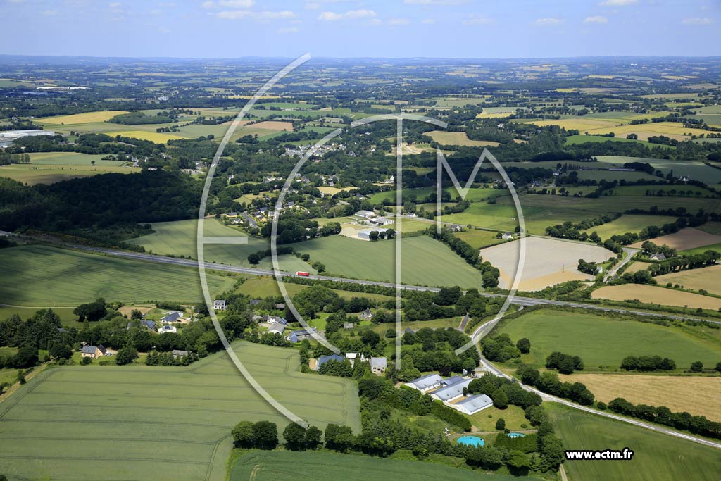 Photo arienne de Le Moustoir (Lenhon)