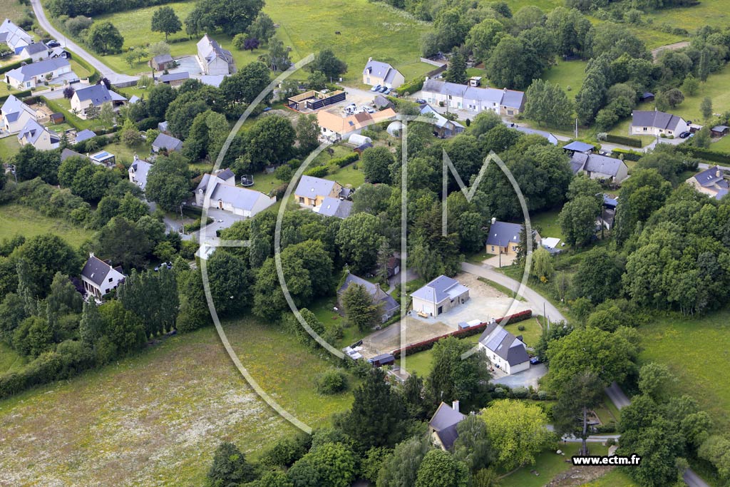 Photo arienne de Bouvron (les Aulnais)