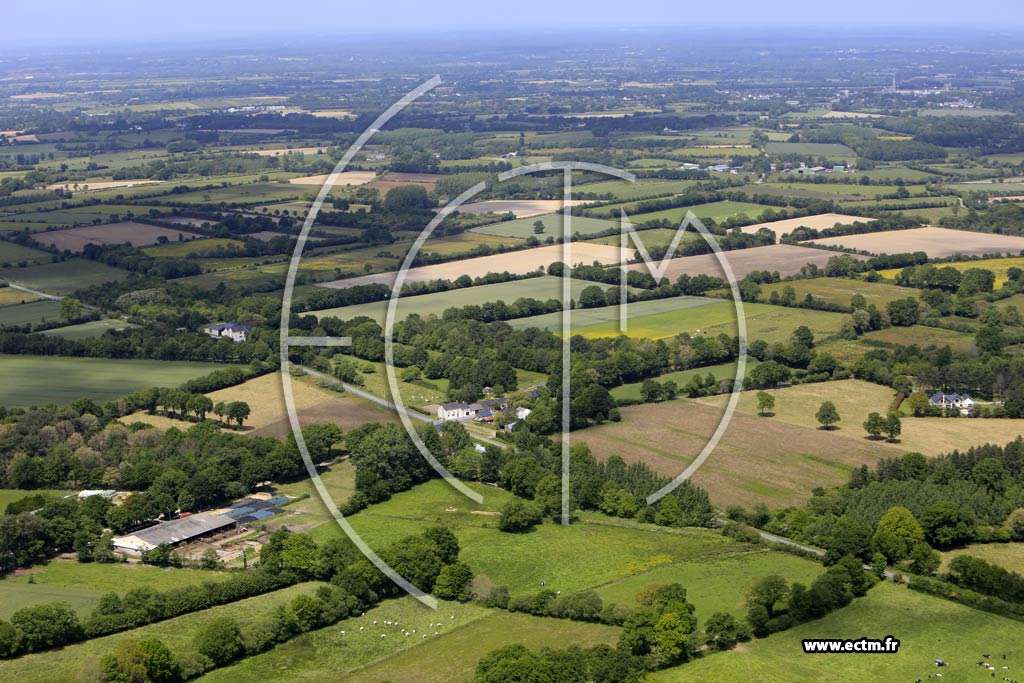 Photo arienne de Fay-de-Bretagne (la Croix Michon)