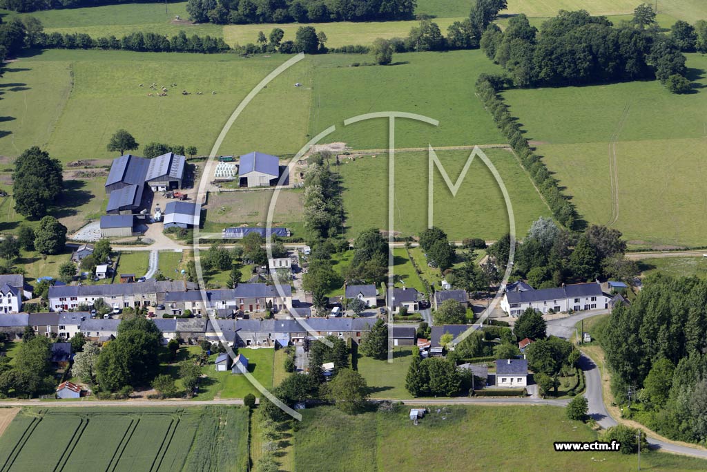 Photo arienne de Saint-Gildas-des-Bois (les Mortiers)
