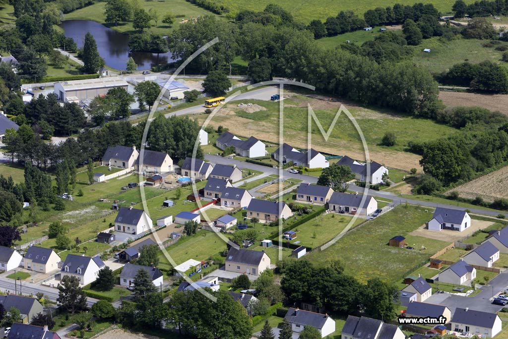Photo arienne de Sainte-Anne-sur-Brivet (la Valle)