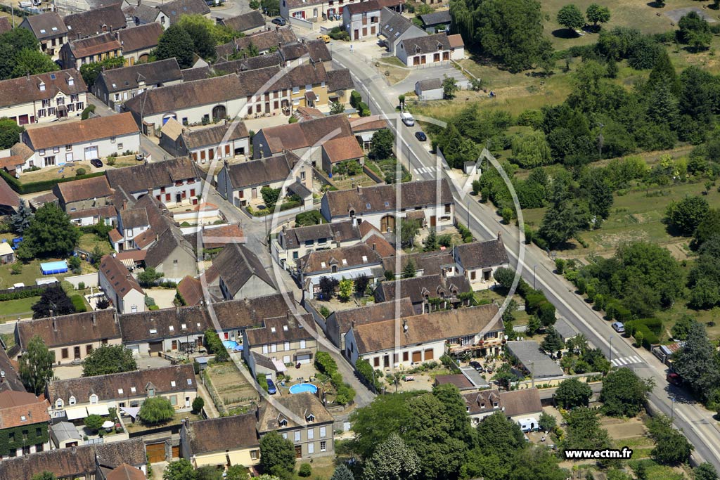 Photo arienne de tigny
