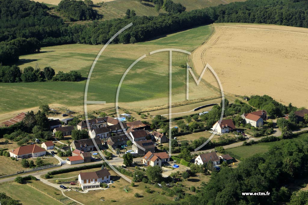 Photo arienne de Les Bordes (Clos Aubry)