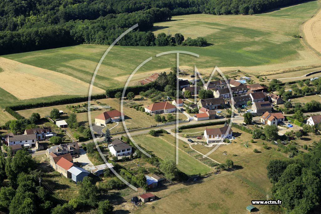 Photo arienne de Les Bordes (Clos Aubry)