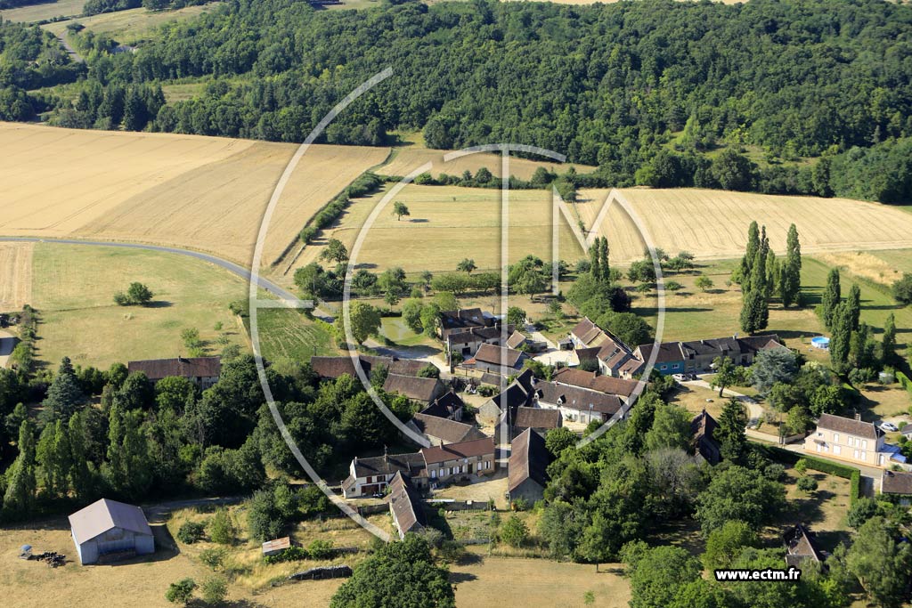 Photo arienne de Les Bordes (Clos Aubry)