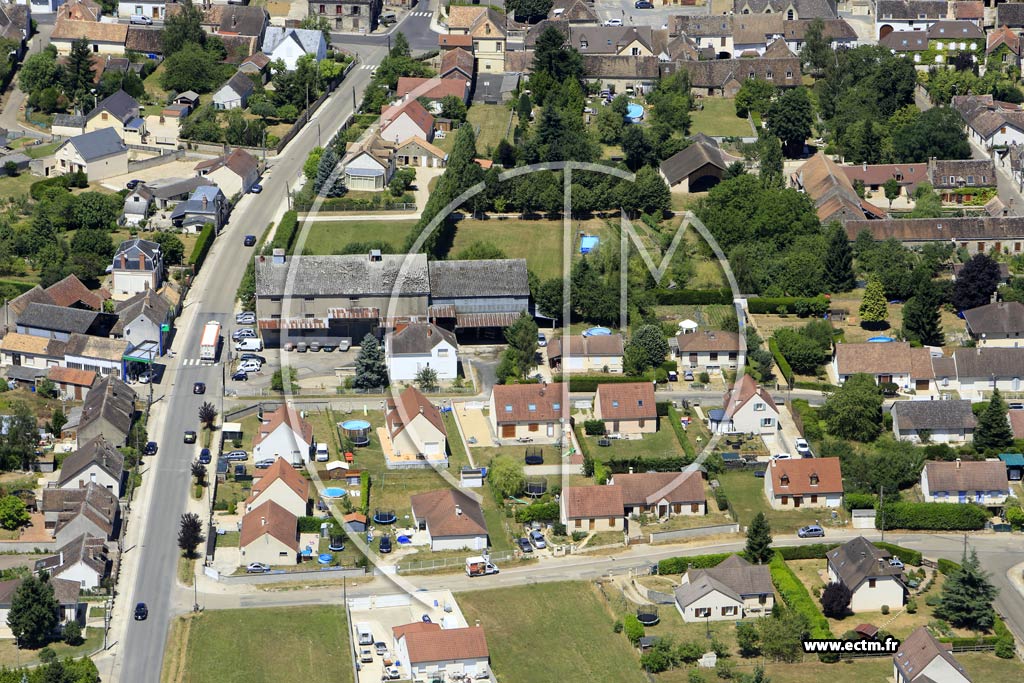 Photo arienne de Montacher-Villegardin