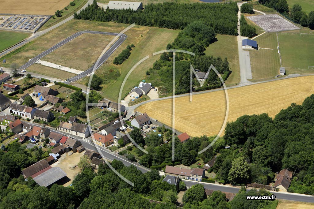 Photo arienne de Montacher-Villegardin