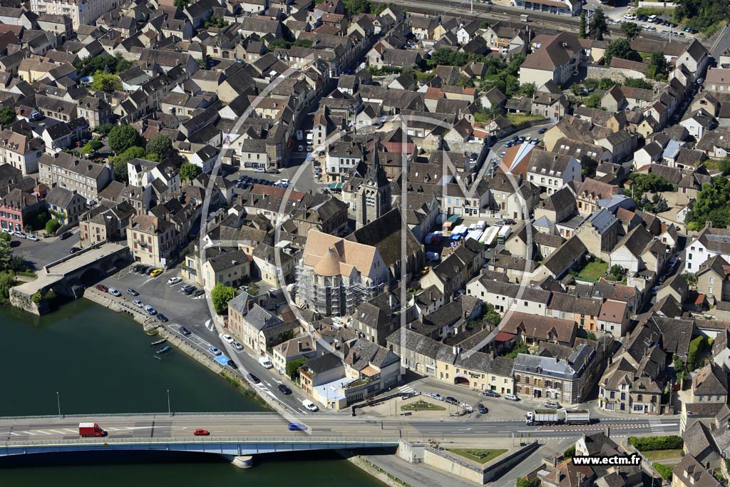Photo arienne de Pont-sur-Yonne