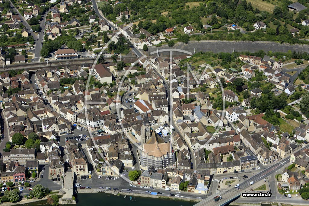 Photo arienne de Pont-sur-Yonne