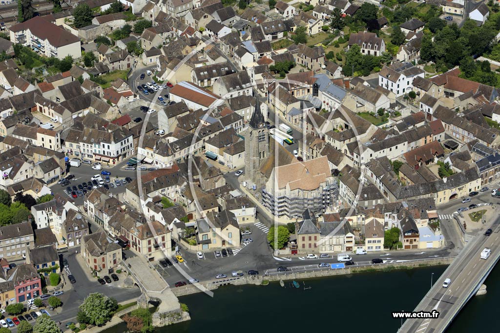 Photo arienne de Pont-sur-Yonne