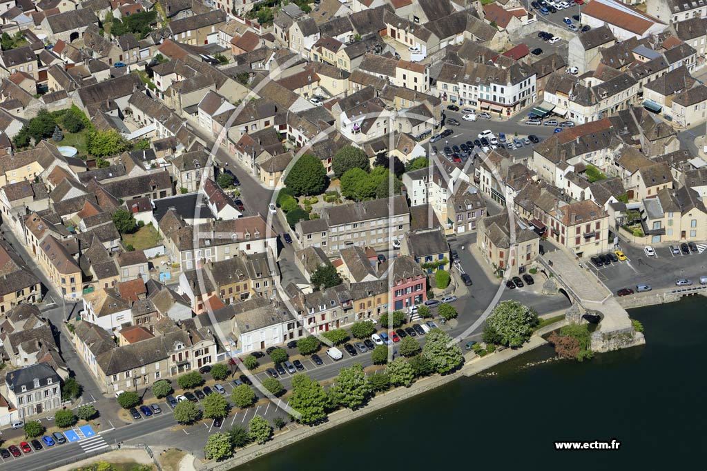 Photo arienne de Pont-sur-Yonne