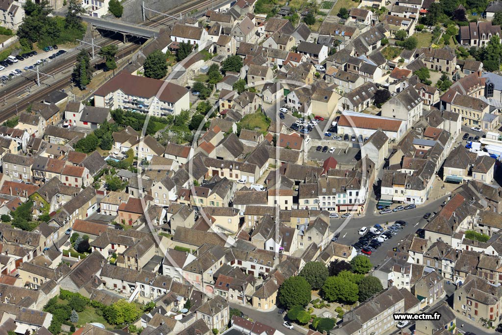 Photo arienne de Pont-sur-Yonne