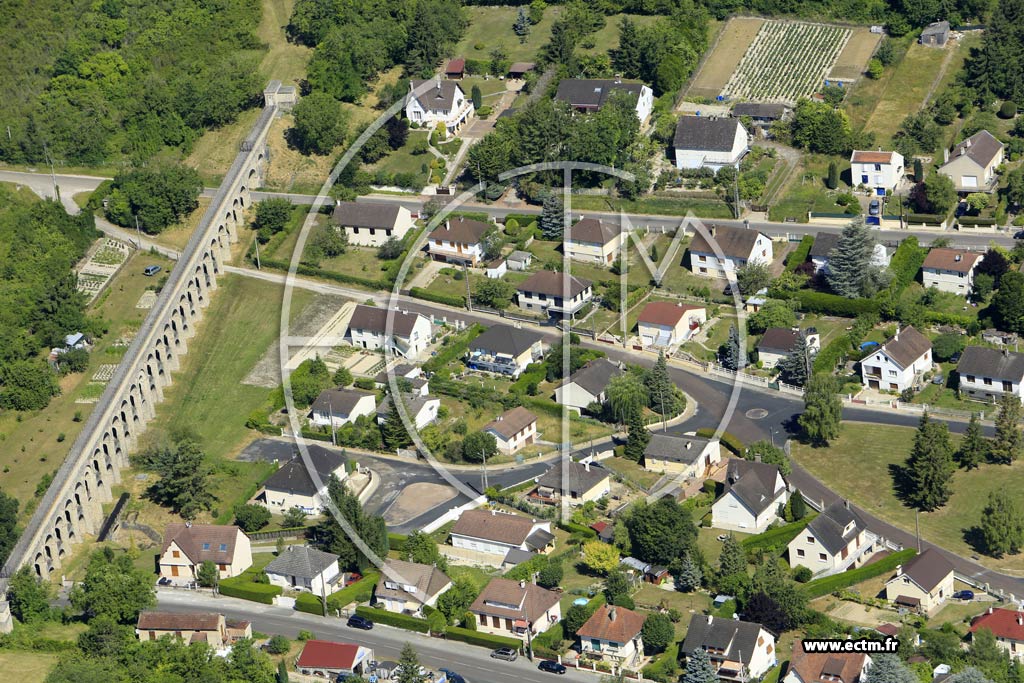 Photo arienne de Pont-sur-Yonne (le Fond de la Croix)