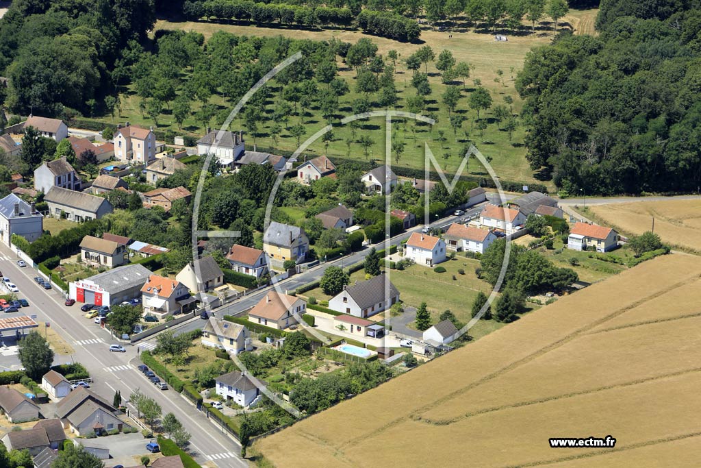 Photo arienne de Saint-Valrien