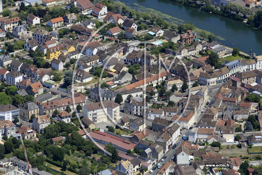 Photo arienne de Sens (Faubourg d'Yonne)