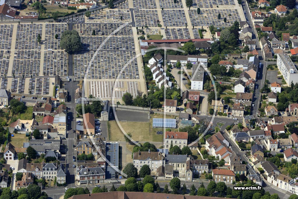 Photo arienne de Sens (les Arnes)
