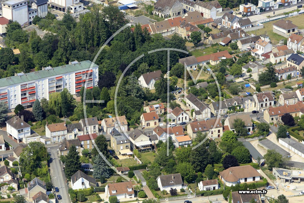 Photo arienne de Sens (Saint-Paul)
