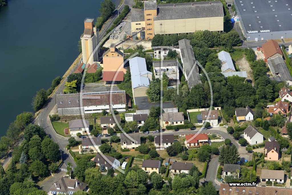 Photo arienne de Sens (Saint-Paul)