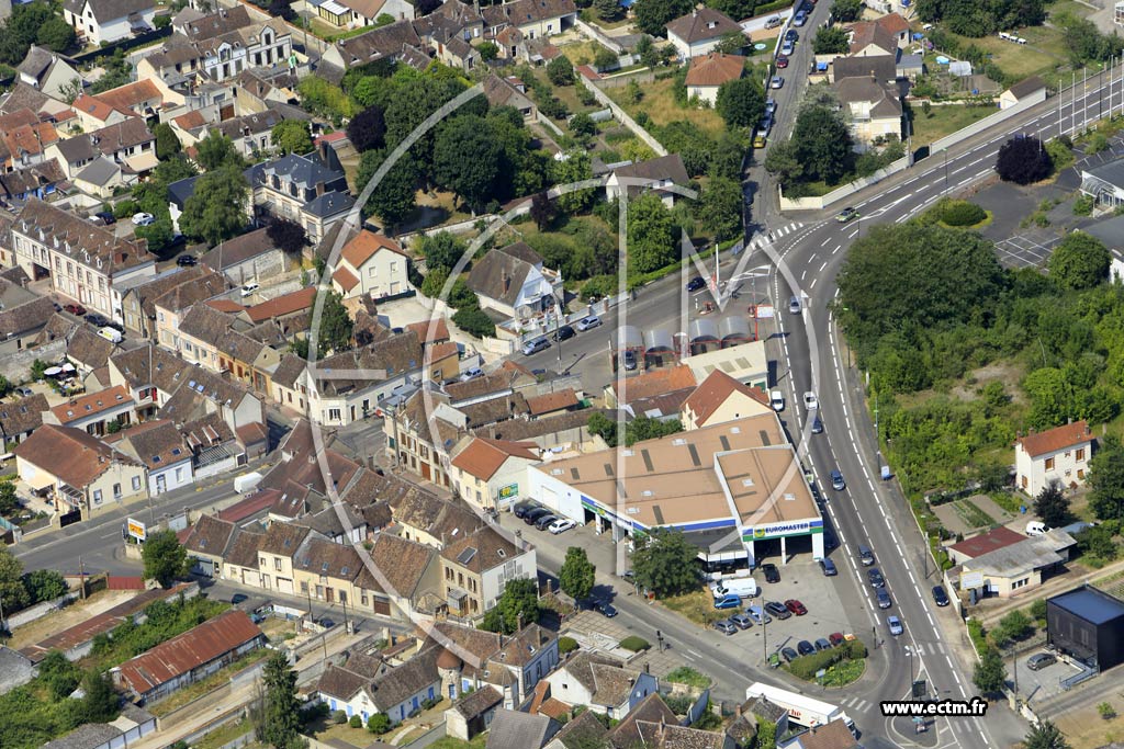 Photo arienne de Sens (Saint-Pregts)