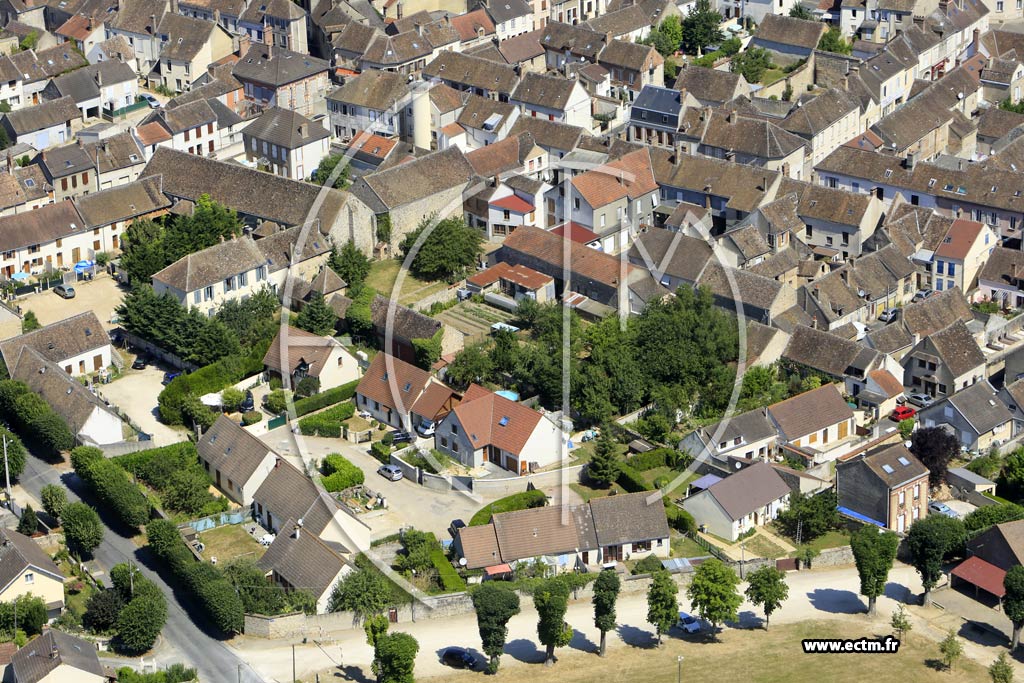Photo arienne de Villeneuve-la-Guyard