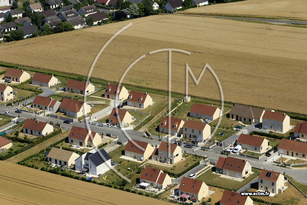 Photo arienne de Villeneuve-la-Guyard (les Cerisiers)
