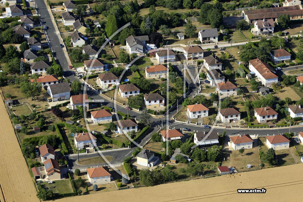 Photo arienne de Villeneuve-sur-Yonne (les griselles)