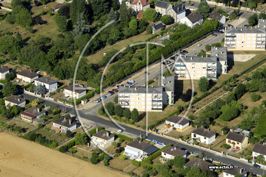 Photo arienne de Villeneuve-sur-Yonne (les griselles)