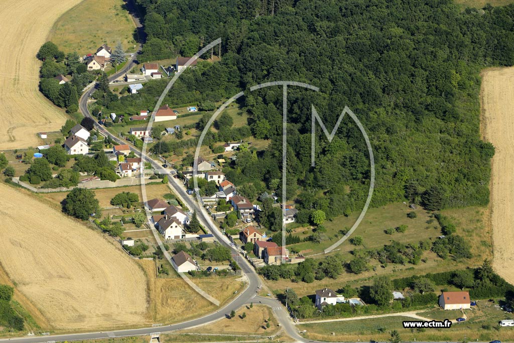 Photo arienne de Villeneuve-sur-Yonne (Saint-Nicolas)