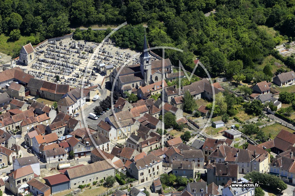Photo arienne de Ancy-le-Franc