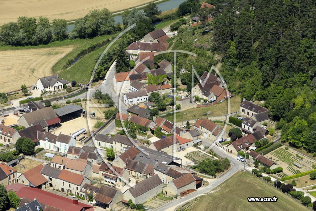 Photo arienne de Ancy-le-libre